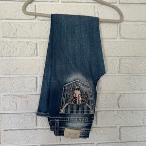 Women’s Miss Me Blue Jeans with Embroidered Pocket